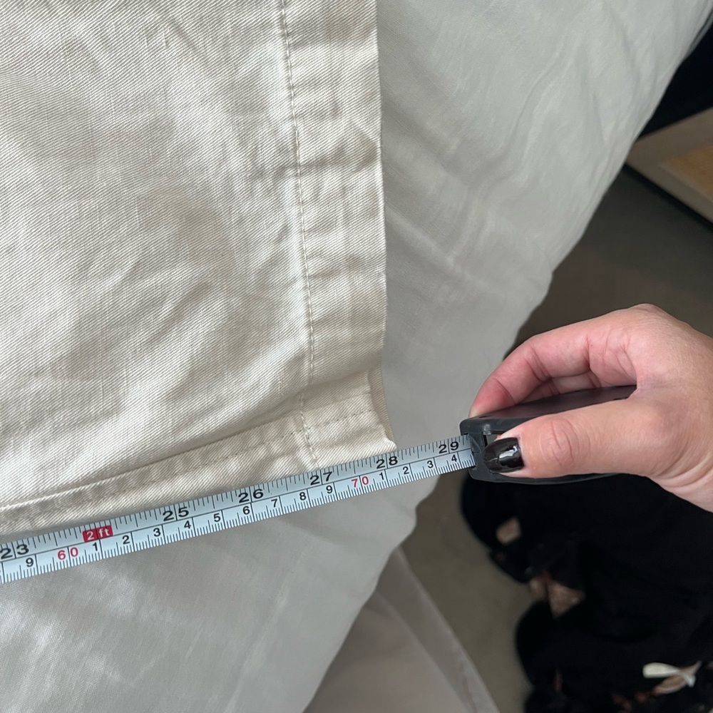 Banana Republic Cream Heritage Traveler Pants - Picture 8 of 8